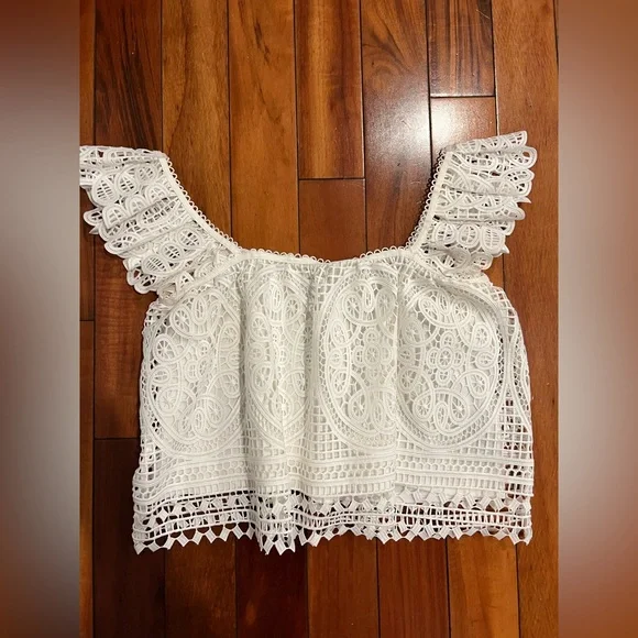 Endless love ⭐️Vici white ruffle top M - Picture 9 of 16